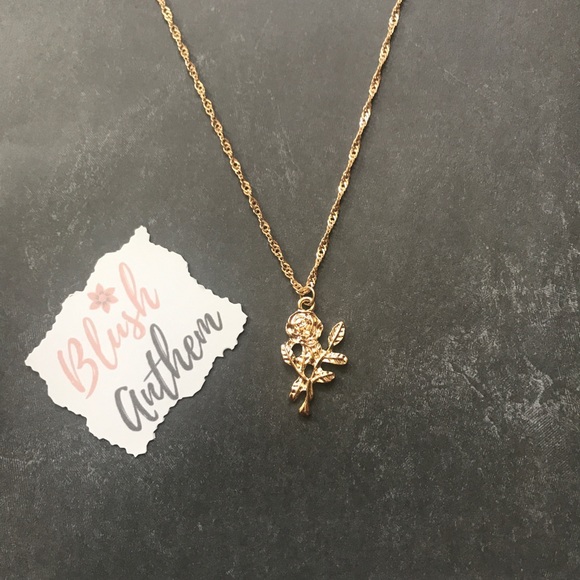 3 for $25⚡️Rose flower necklace - Picture 5 of 5